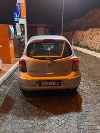 Nissan micra cambio  automatica