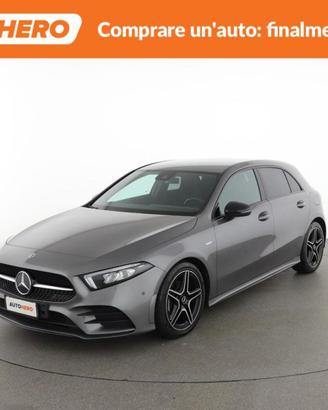 MERCEDES-BENZ A 180 YD55079