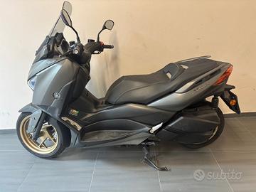 Yamaha X-Max 300 Tech Max