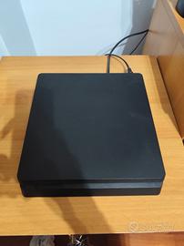 PS4 SLIM 1 TB + 8 GIOCHI + 2 JOYSTICK
