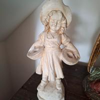 Statua antica giardino