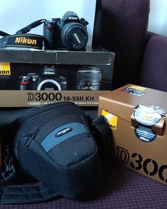 Reflex Nikon D3000 + AF-S DX 18-55 mm