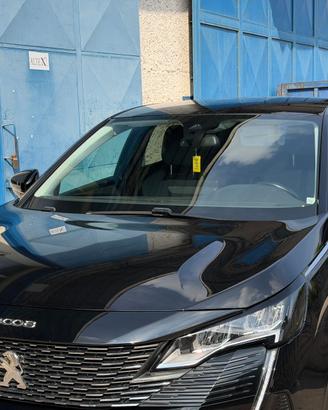 peugeout 3008 benzina