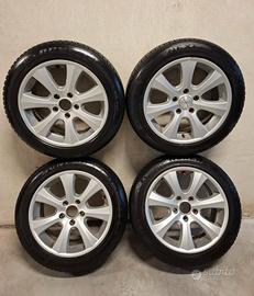 Gomme invernali 215/55R17  con cerchi in lega