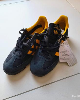 Adidas sneakers modello R-71