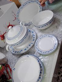 servizio di piatti the e caffè 