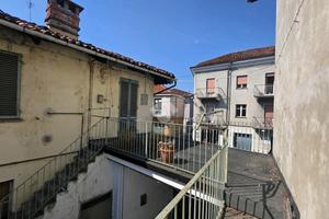 CASA SEMINDIPENDENTE A GASSINO TORINESE