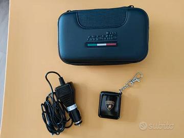 Custodia Atomic e caricatore auto per Nintendo DS