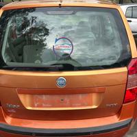 Cofano posteriore Fiat idea