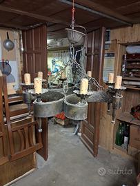 Lampadario in ferro battuto