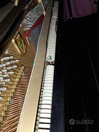 Pianoforte petrof verticale accordato nero casa