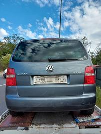 VW TOURAN 2.0 '04
