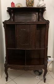 Antico mobile etagere