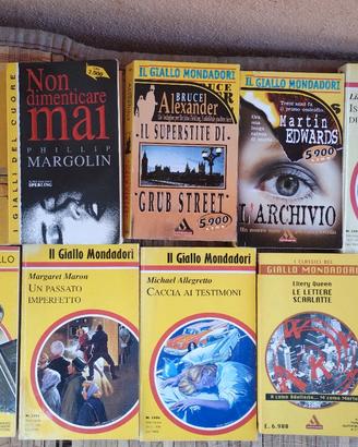 vari libri gialli 