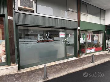 Centro, ufficio/negozio di mq.45