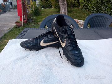 scarpini da calcio  nyke
