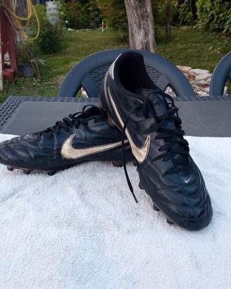 scarpini da calcio  nyke