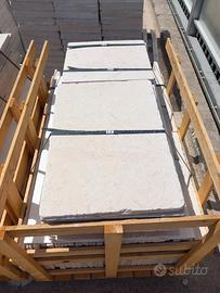 PAVIMENTO IN PIETRA ANTICATA