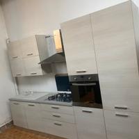Cucina lineare Completa