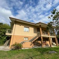 ACCOGLIENTE E PANORAMICA CASA INDIPENDENTE TRIC...