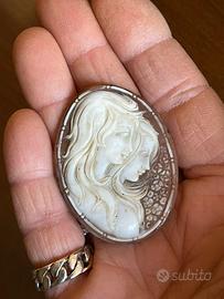 Grande cammeo antico
