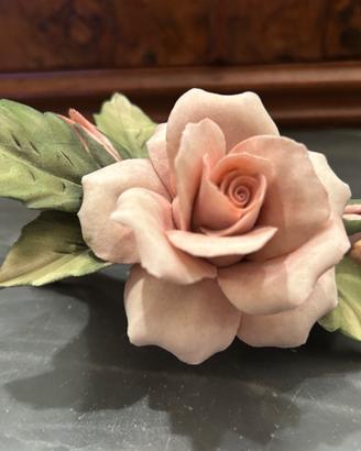 ROSA PORCEL. CAPODIMONTE VINTAGE FIRMATA SAVASTANO