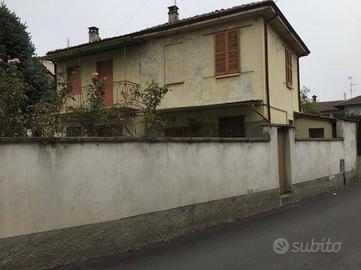 Immobile in asta di 248 m² con 4 locali a Dorno