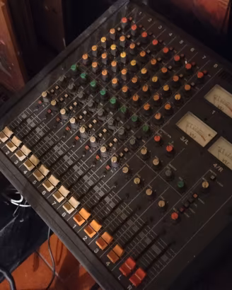 Mixer e registratore TASCAM