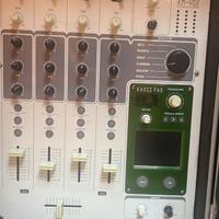 Mixer Korg KM402