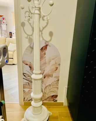 Appendi abiti bianco shabby