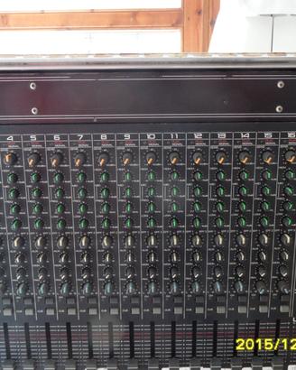 mixer roland m 16 a rack