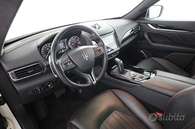 MASERATI Levante Levante 330 CV MHEV AWD GT