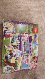 Lego Friends 41332 Stand dell'arte di Emma