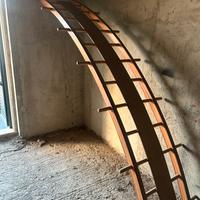 Scala ortopedica curva