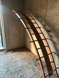 Scala ortopedica curva