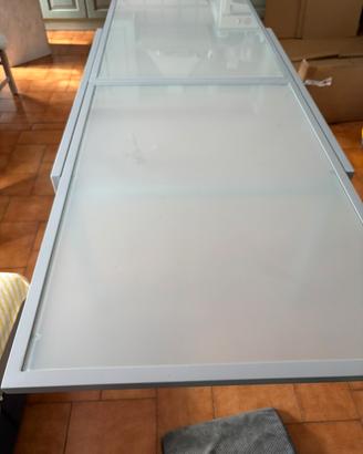 Tavolo da pranzo allungabile in vetro satinato