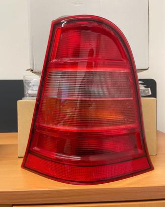 COPPIA FANALI POST. MERCEDES CLASSE A W 168 '97 ->