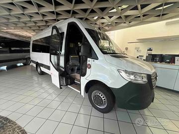 Mercedes-Benz Sprinter < 500 km