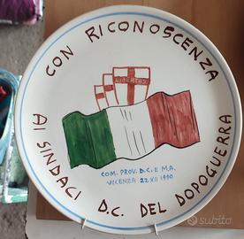 Piatto commemorativo