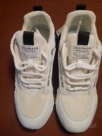 scarpe da ginnastica