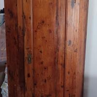 Grande Angoliera con anta a battente