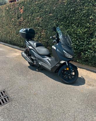 Scooter sym joymax