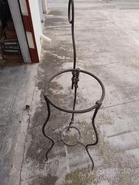 Piedistallo/portacatino in ferro