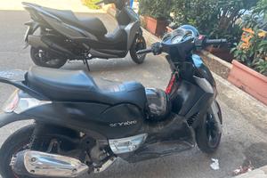 scooter aprilia scarabeo 300 s