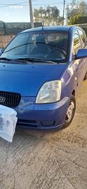 Kia picanto con passaggio incluso