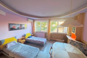 Spaziosa camera doppia ad uso singolo da sett