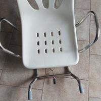 sedia girevole x vasca da bagno 
