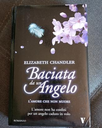Romanzo fantasy romantico baciata da un angelo 