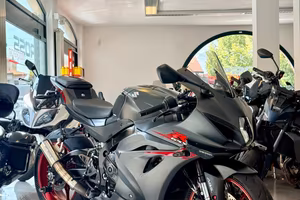 SUZUKI GSX R 1000 FINANZIABILE