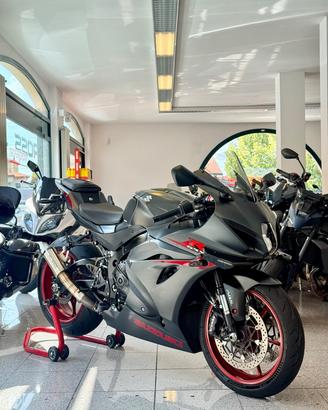 SUZUKI GSX R 1000 FINANZIABILE